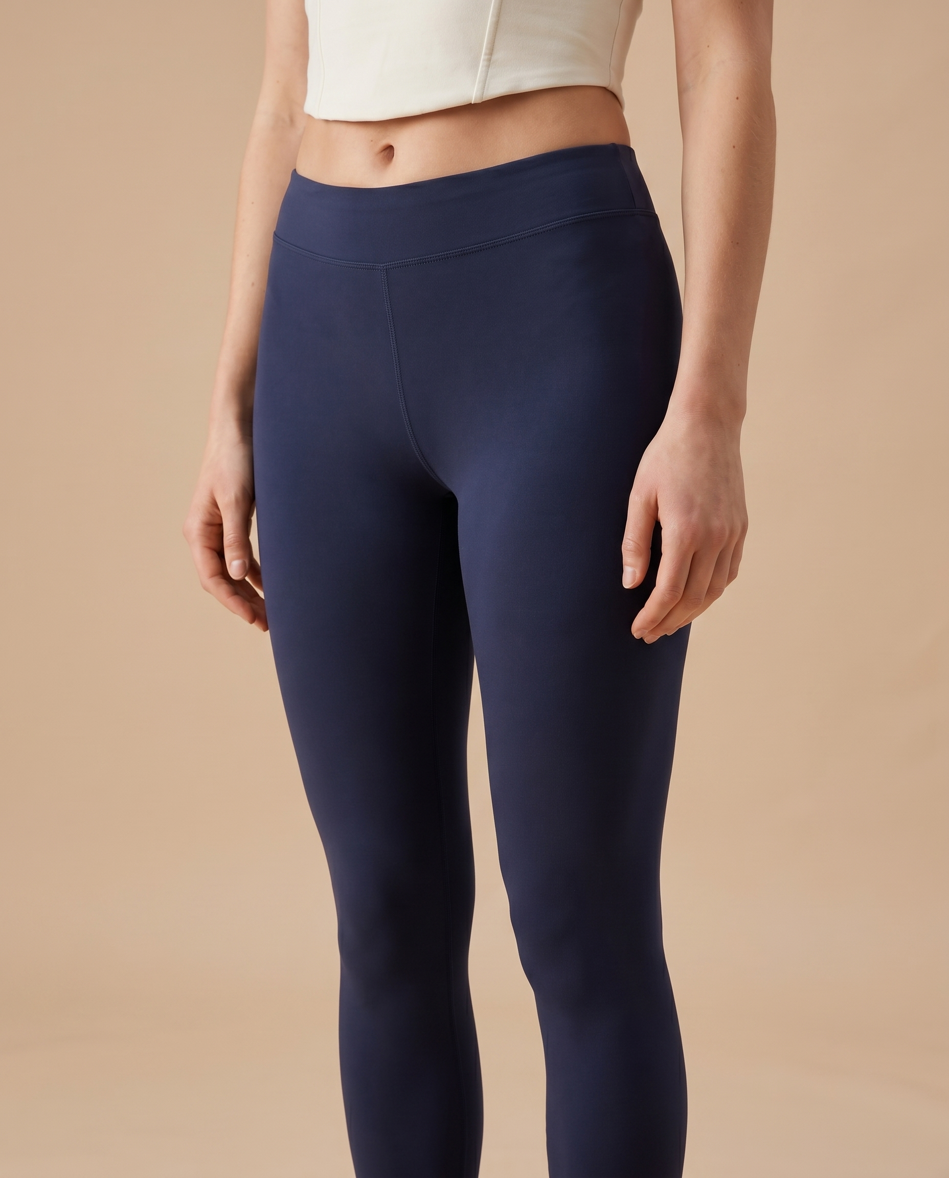 The Sculpt Mid-Rise Legging